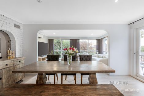 Property photo of 6 Paxton Drive Glen Waverley VIC 3150