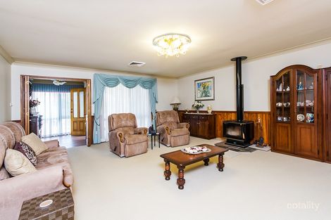 Property photo of 32 Welwin Crescent Thornton NSW 2322