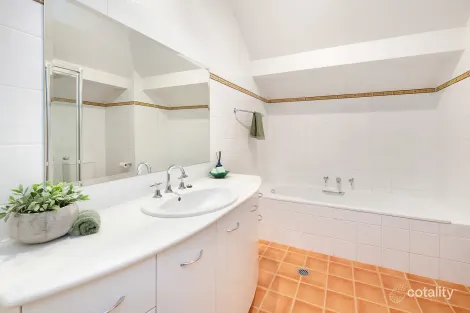 Property photo of 2/101 Kangaloon Road Bowral NSW 2576