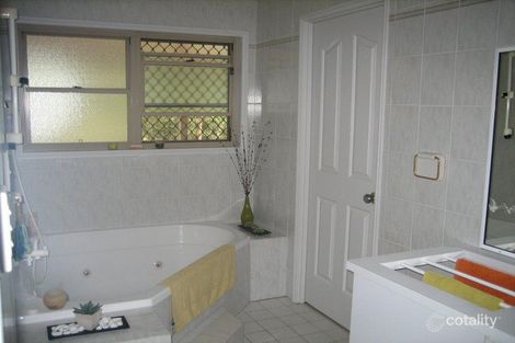 Property photo of 98 Sunshine Drive Cleveland QLD 4163