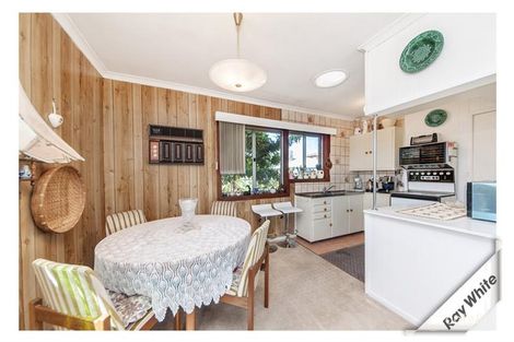 Property photo of 2 Margaret Street Karabar NSW 2620