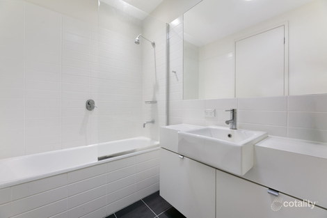 Property photo of 22 Saint Clair Lane Varsity Lakes QLD 4227