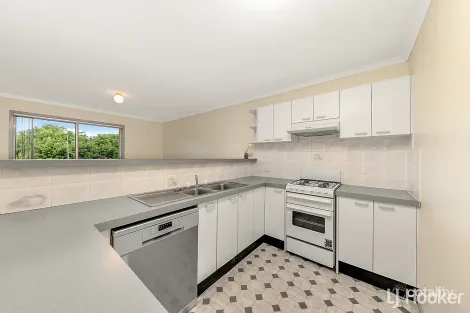 Property photo of 9 Thornhill Crescent Dunlop ACT 2615