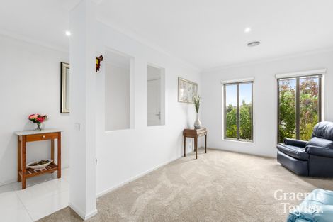 Property photo of 11 Esperence Crescent Highton VIC 3216