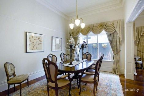 Property photo of 2 Gwenda Avenue Canterbury VIC 3126