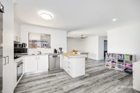 Property photo of 58 Girraween Way Eli Waters QLD 4655