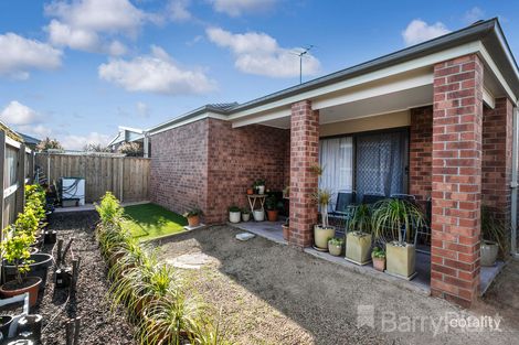 Property photo of 6 Veneto Grove Greenvale VIC 3059