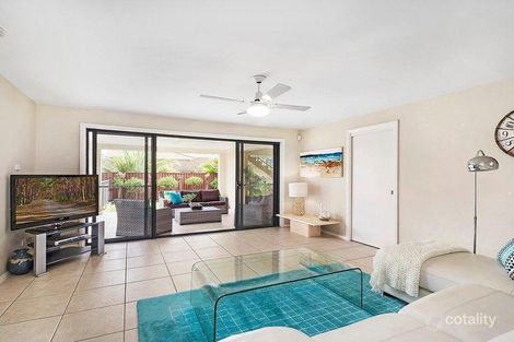 Property photo of 6 Glad Gunson Drive Eleebana NSW 2282