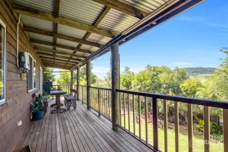 Property photo of 16 Gilbride Street Greenmount QLD 4359