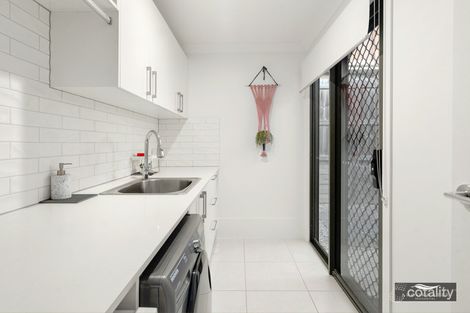 Property photo of 28 Crest Ridge Parade Brookwater QLD 4300