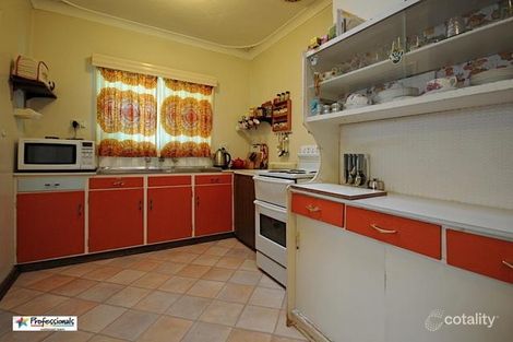 Property photo of 35 Lawrence Street Bayswater WA 6053