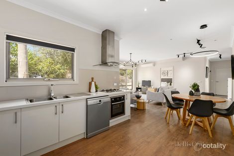 Property photo of 2/11 Stuart Crescent Nunawading VIC 3131