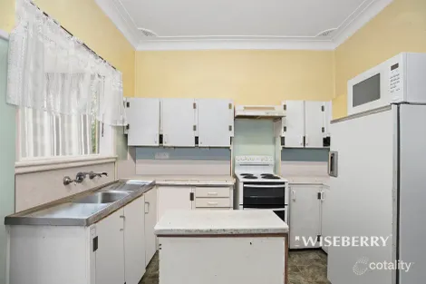 Property photo of 35 First Avenue Toukley NSW 2263