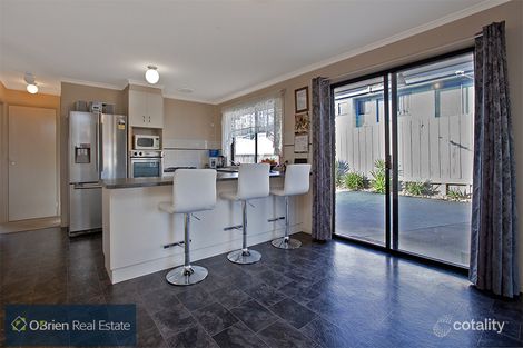 Property photo of 27 Helen Street Drouin VIC 3818
