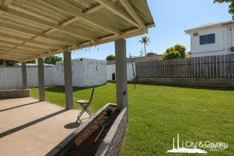 Property photo of 26 Jacobsen Crescent Sunset QLD 4825
