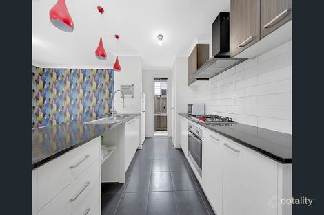 Property photo of 16 Bernwood Road Mickleham VIC 3064
