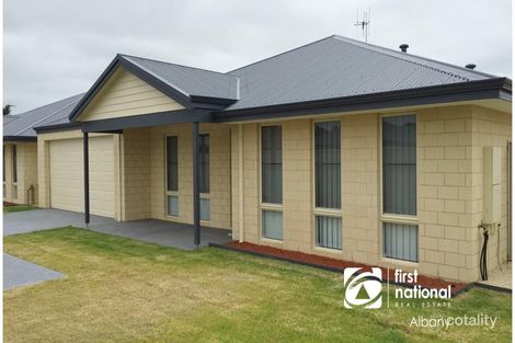 3/5 Trio Cres, Mckail, WA 6330