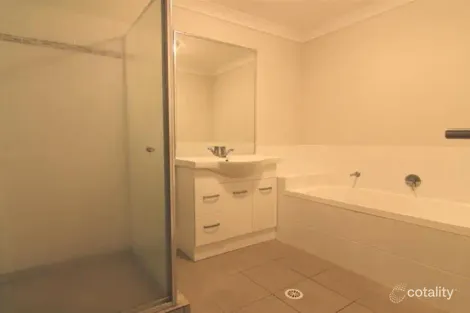 Property photo of 2/8 Heinemann Court Kearneys Spring QLD 4350