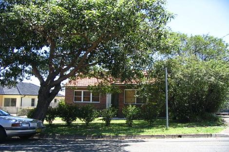 3 Payten Ave, Roselands, NSW 2196