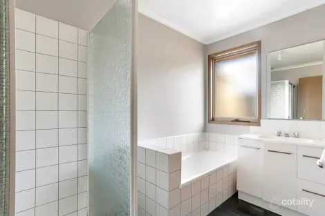 Property photo of 2/737 Heatherton Road Springvale VIC 3171