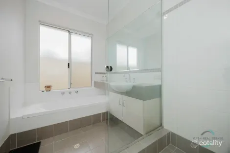 Property photo of 8A Salitage Link Pearsall WA 6065