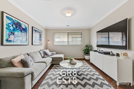 Property photo of 4 Watford Avenue Cranbourne West VIC 3977