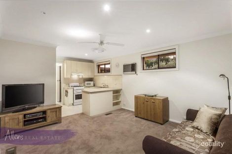 Property photo of 13 Gerbera Court Blackburn North VIC 3130