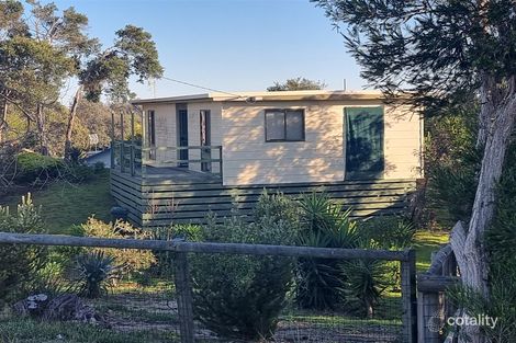 Property photo of 28 Pacific Court Golden Beach VIC 3851