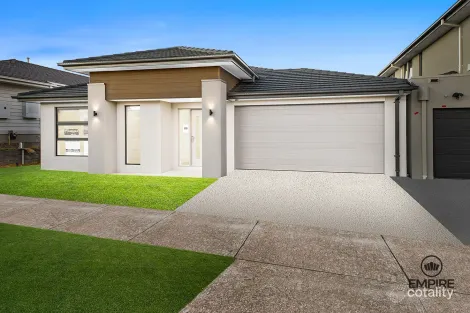 Property photo of 30 Guling Rise Clyde North VIC 3978