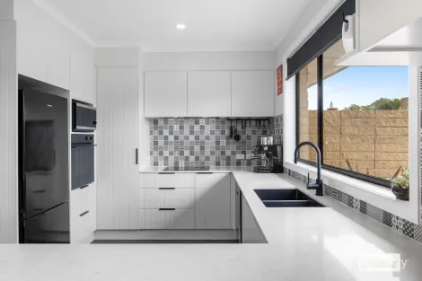 Property photo of 12 Moonlight Street Stawell VIC 3380