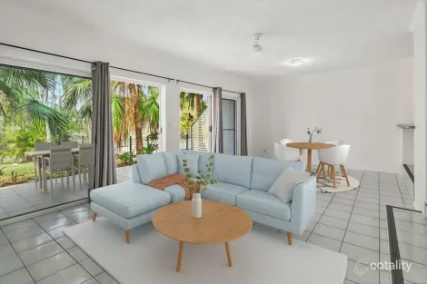 Property photo of 1/15 Tropic Road Cannonvale QLD 4802