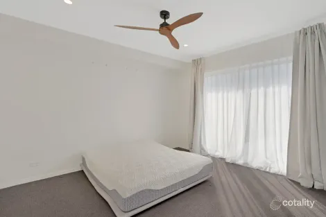 Property photo of 79 Citron Crescent Helensvale QLD 4212