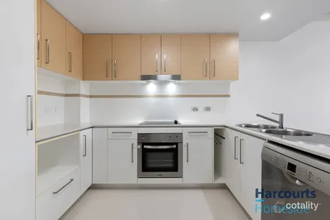 Property photo of 10/86 Pembroke Road Coorparoo QLD 4151