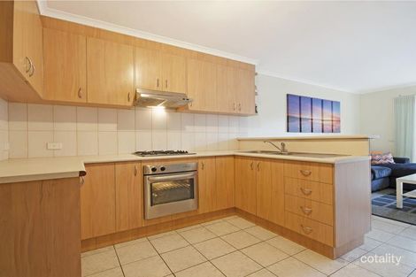 Property photo of 2/70 William Street St Albans VIC 3021