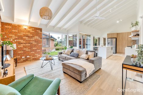 8 Finch Ct, Albany Creek, QLD 4035