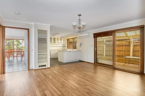 Property photo of 8 Glider Place South Morang VIC 3752