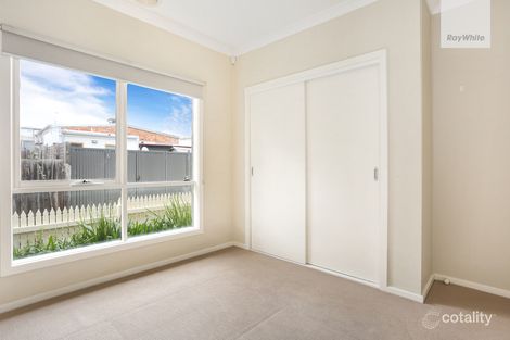 Property photo of 2/9 Orient Grove Brunswick VIC 3056