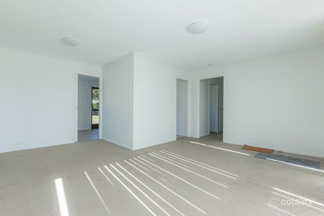 Property photo of 11 Jade Place St Clair NSW 2759