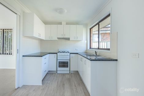 Property photo of 11 Jade Place St Clair NSW 2759