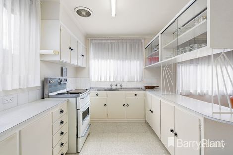 Property photo of 16 Willesden Road Hughesdale VIC 3166