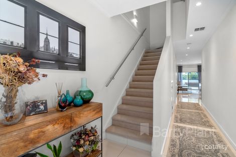 Property photo of 7 Grove Way Wantirna South VIC 3152