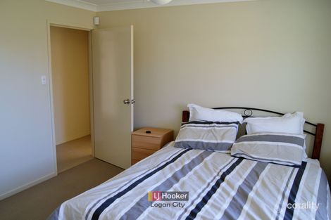 Property photo of 10 Brendan Thorne Place Marsden QLD 4132