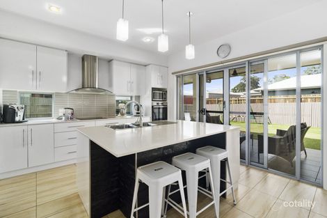 Property photo of 66 Wood Drive Middle Ridge QLD 4350