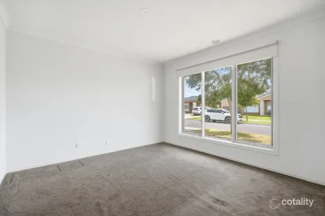 Property photo of 11 Cygnet Avenue Werribee VIC 3030