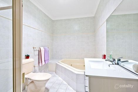 Property photo of 5/31-32 Loftus Crescent Homebush NSW 2140