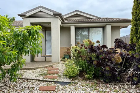 24 Barmera Way, Truganina, VIC 3029