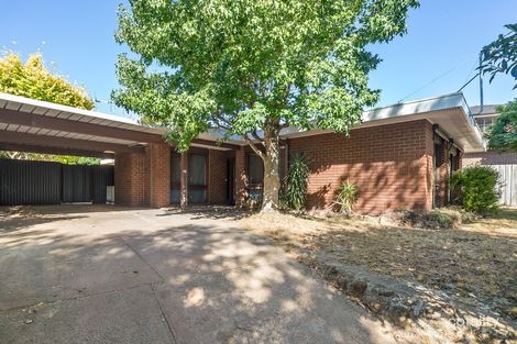 23 Pine Hill Dr, Frankston, VIC 3199