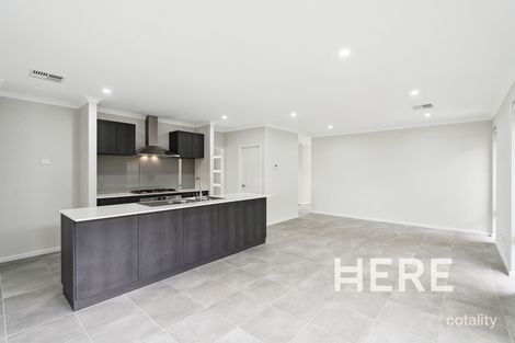 13 Treasure Rd, Henley Brook, WA 6055