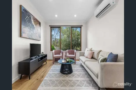Property photo of 3/10 Whittens Lane Doncaster VIC 3108