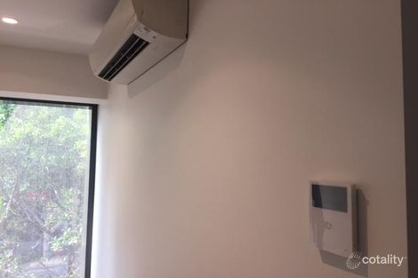 Property photo of 7 Doepel Way Docklands VIC 3008
